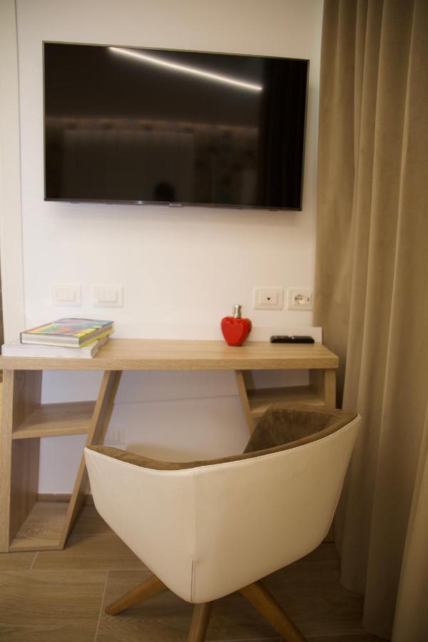 One Design Hotel Римини Екстериор снимка