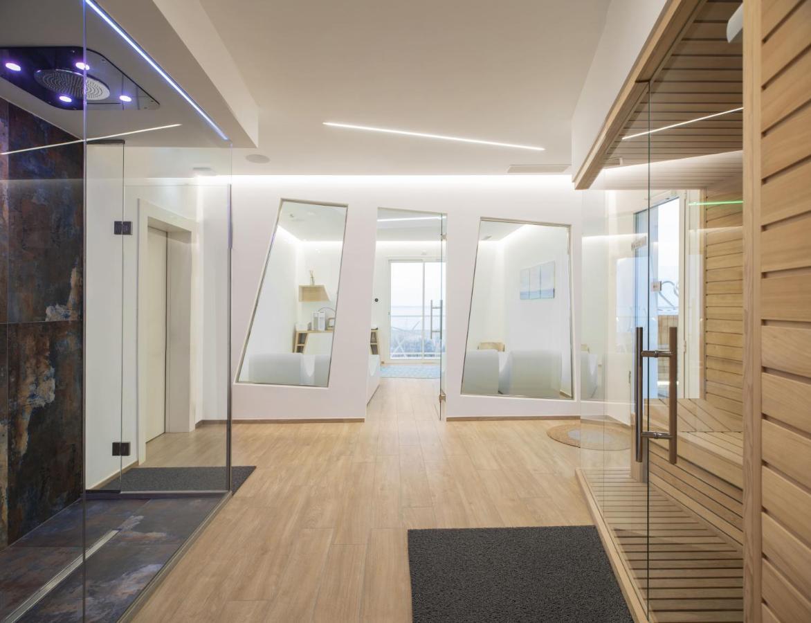 One Design Hotel Римини Екстериор снимка